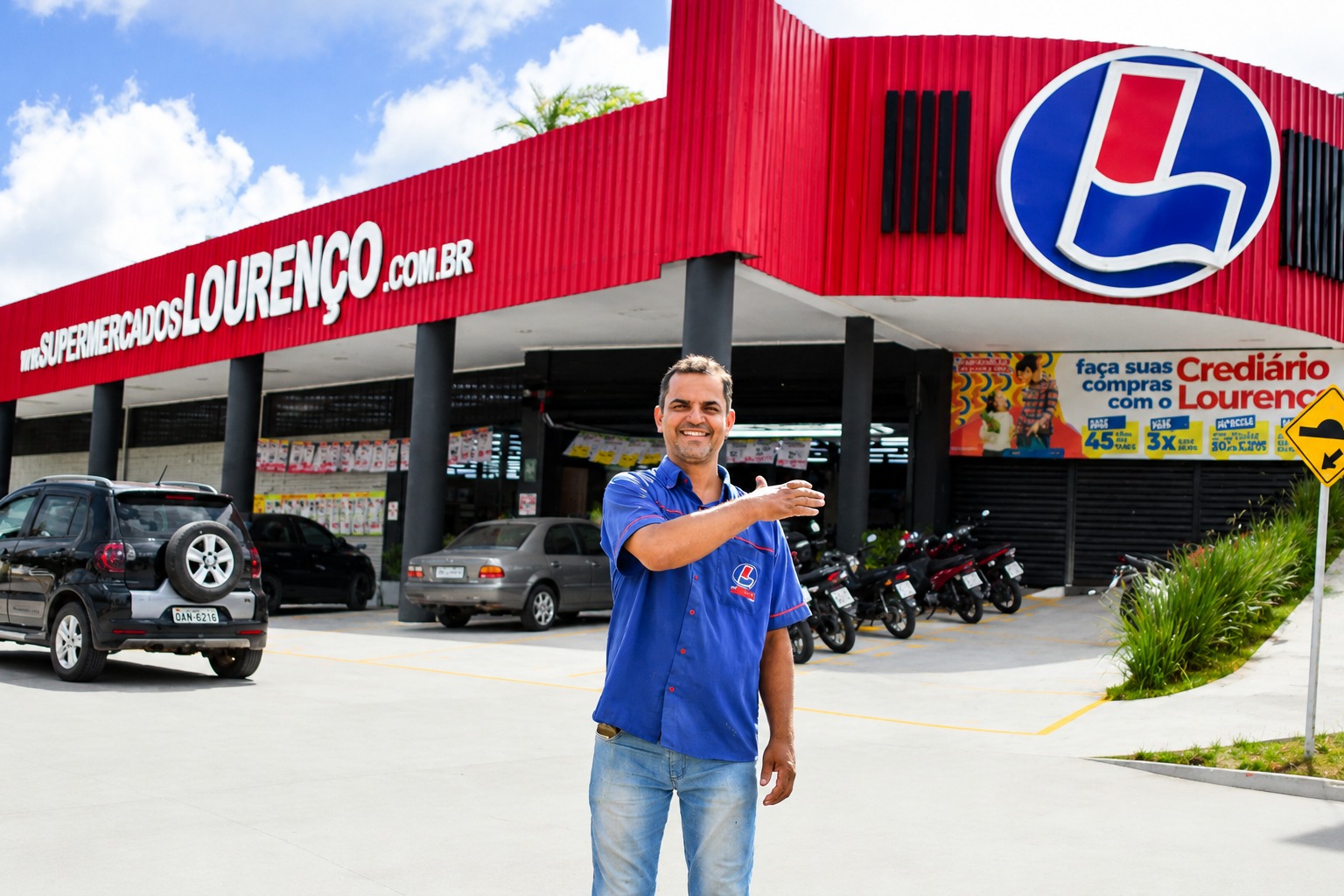 Fachada do Supermercado Lourenço - Loja Dornelas